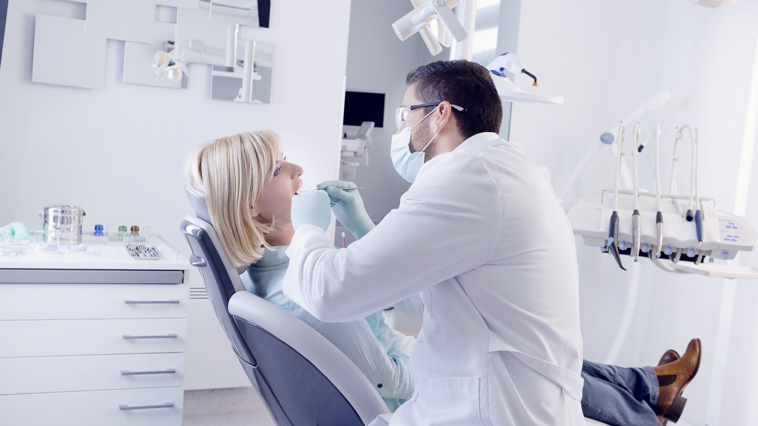 Dentist in Holdenville, OK